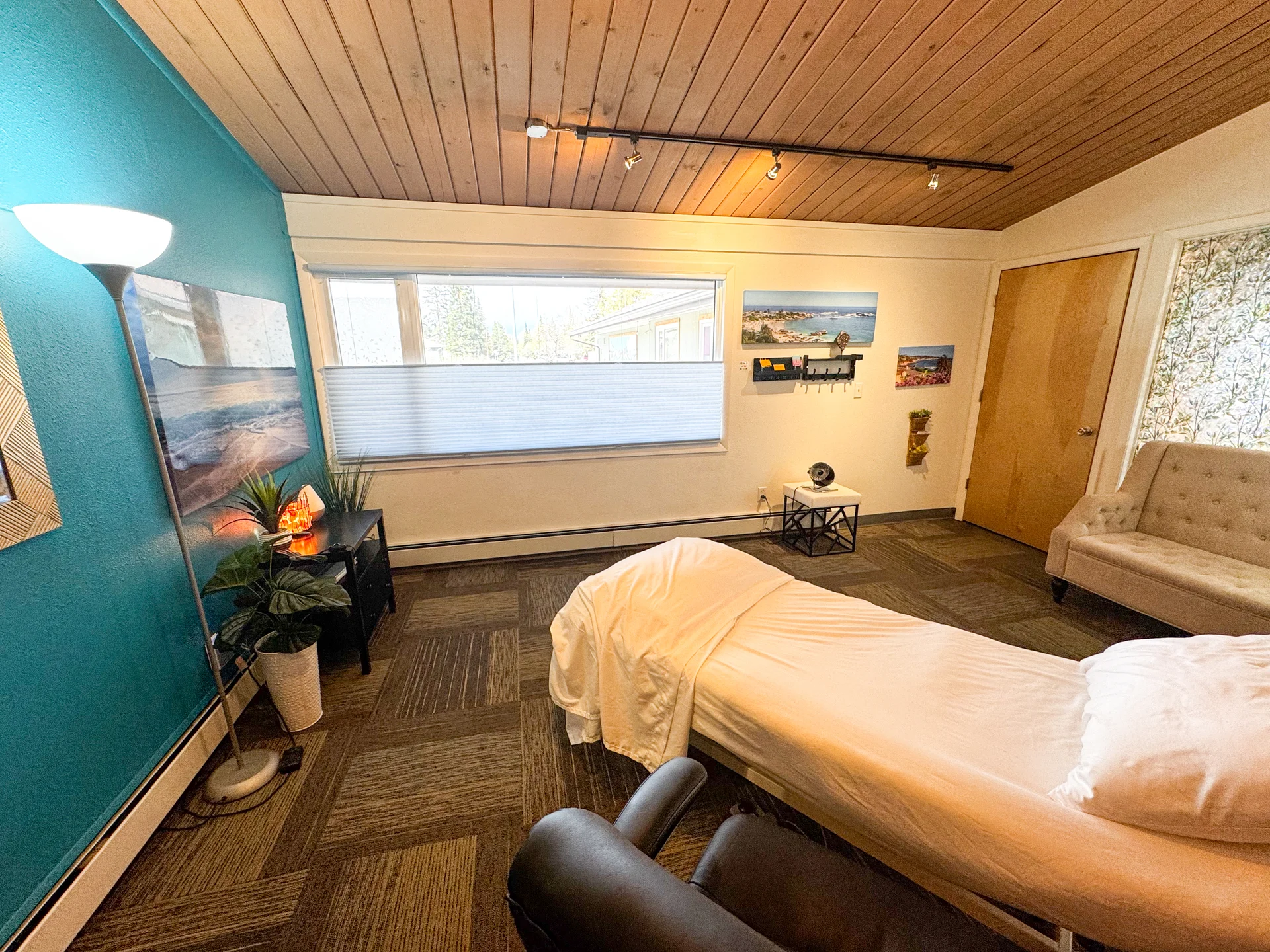 Holistic Alaska Clinical Facility 4